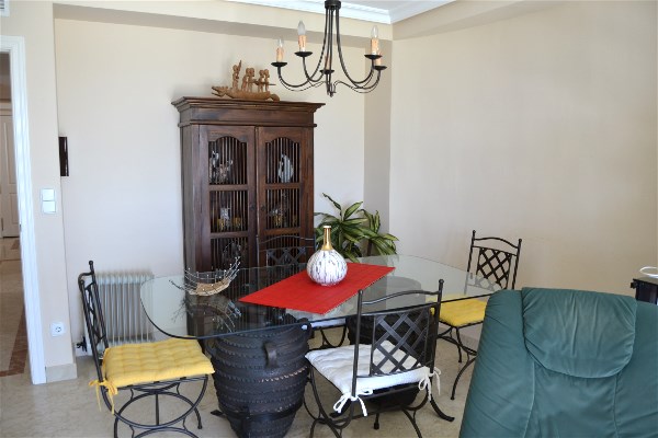 In the living room you have a christal dining table